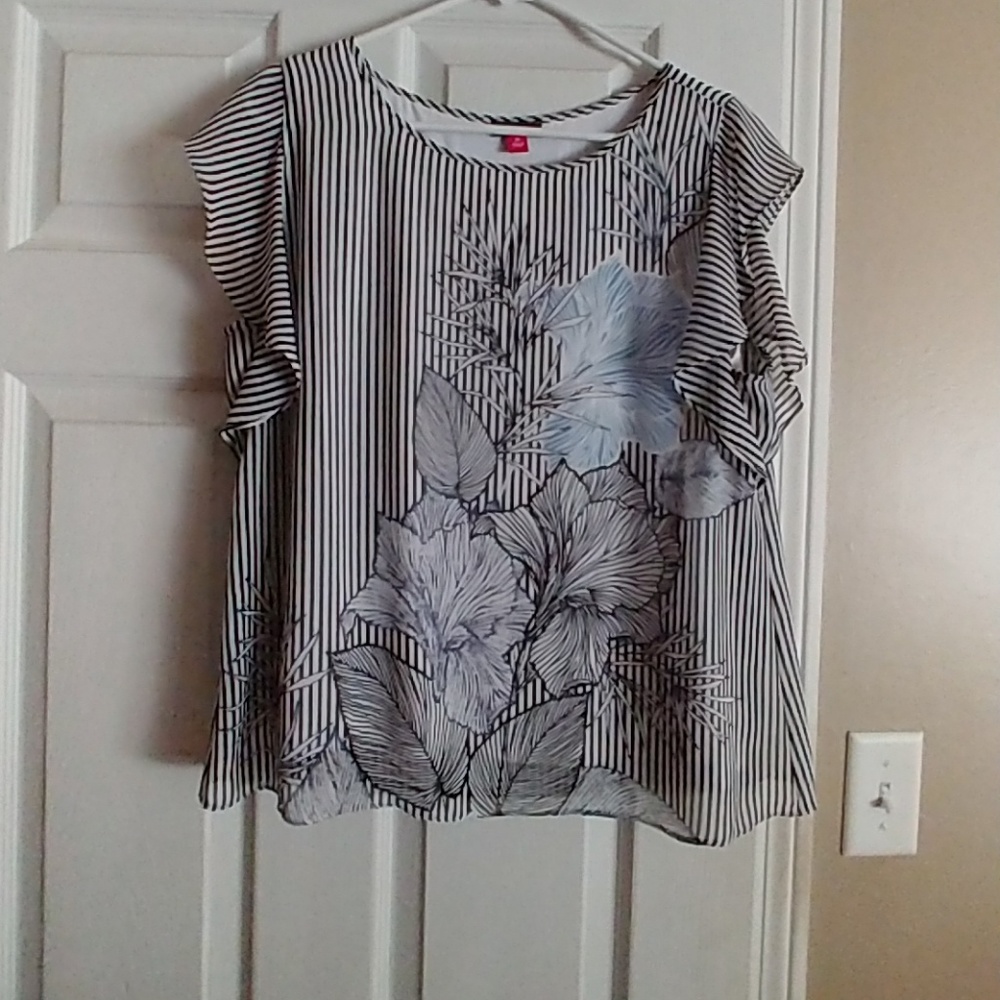 Vince Camuto Shirt/Blouse